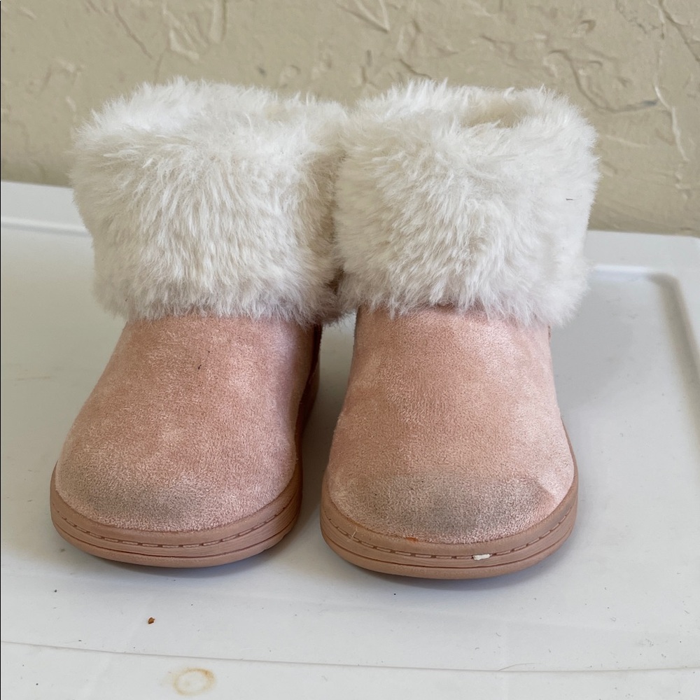 White Mountain Pink and White Fur Kids Boots
